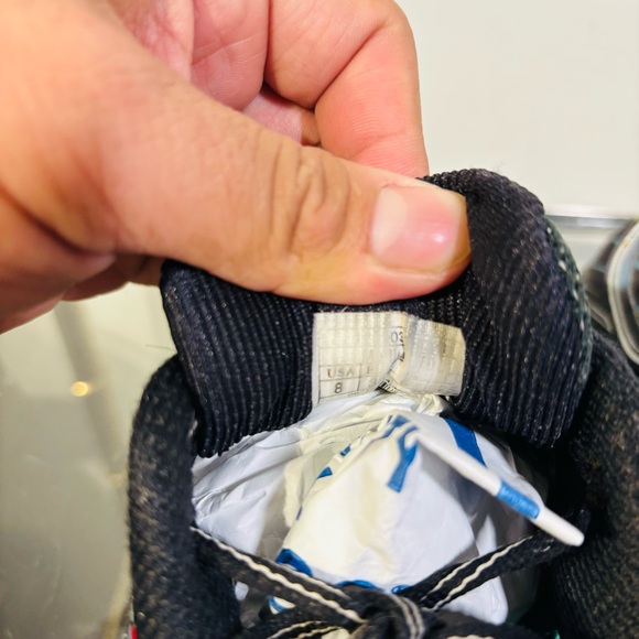 Brooks GTS 16 New York City Times Square 2015 NYC Special Edition Women’s 8 - Picture 9 of 9